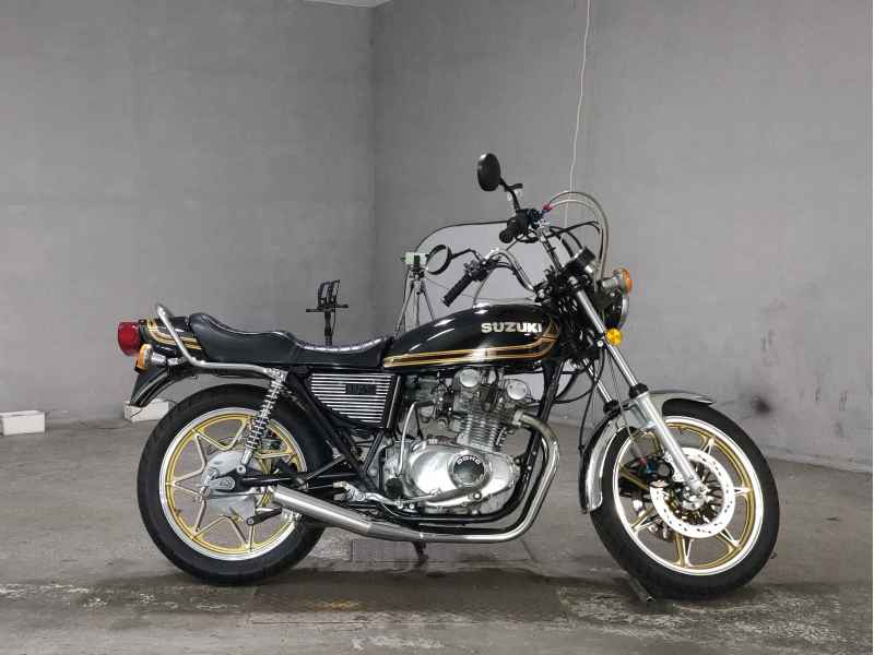 Suzuki GS425 2025