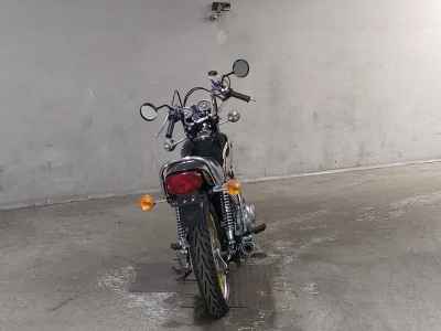 Suzuki GS425 2025