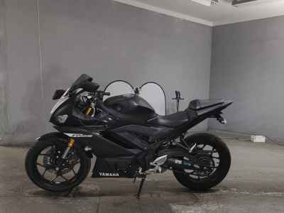 Yamaha YZF-R25 2019