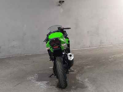 Kawasaki Ninja 400 2018