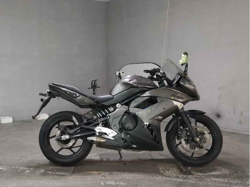 Kawasaki Ninja 400R 2012