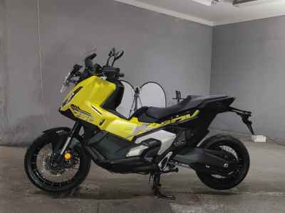 Honda X-Adv 750 2025