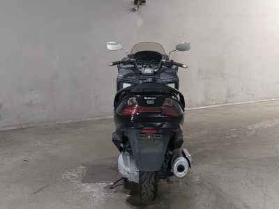 Suzuki Skywave 250S