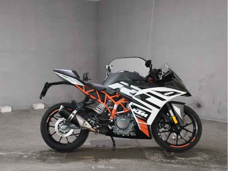 KTM RC 390 2022