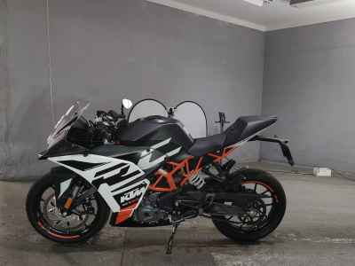 KTM RC 390 2022