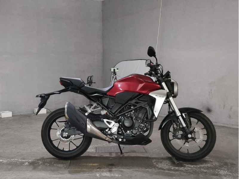 Honda CB250R 2018