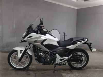 Honda NC750X 2018