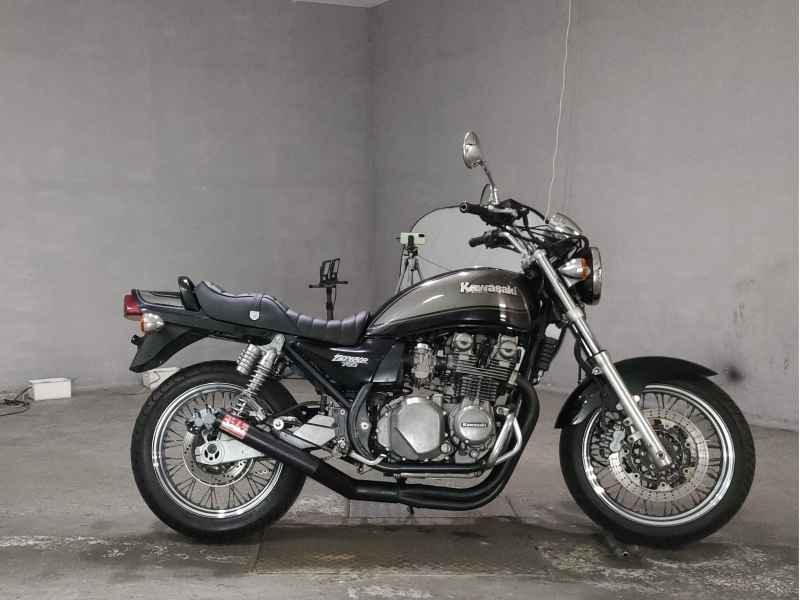Kawasaki Zephyr 750RS 2025