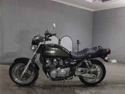 Kawasaki Zephyr 750RS 2025
