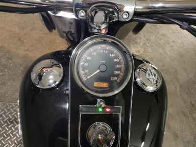 Harley-Davidson FLSTN1580 2007
