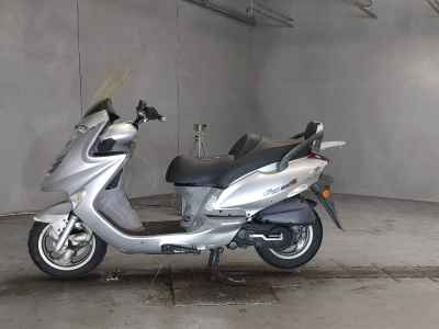 Kymco Grand Dink 250