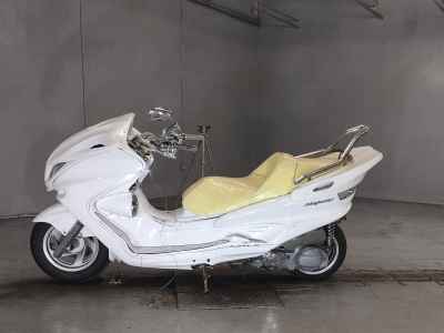 Yamaha Majesty 250C