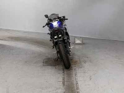 Yamaha YZF-R25 2015