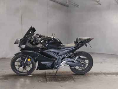 Yamaha YZF-R25 2021
