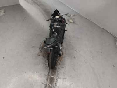 Yamaha YZF-R25 2021