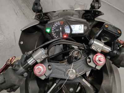 Yamaha YZF-R25 2016