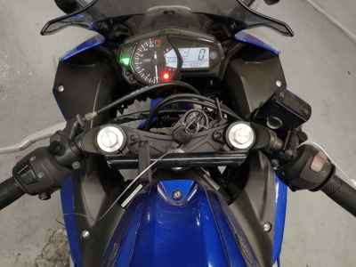 Yamaha YZF-R25 2017