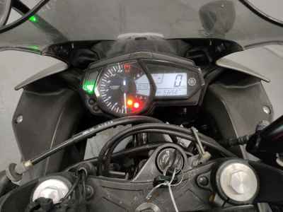 Yamaha YZF-R25 2016