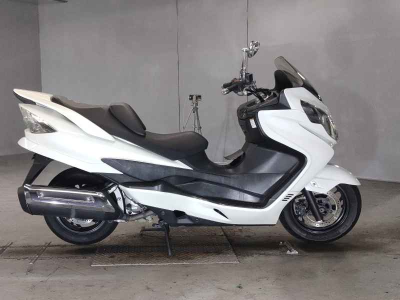 Suzuki Skywave 250S