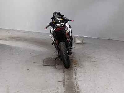 Kawasaki Ninja ZX-25R KRT Edition