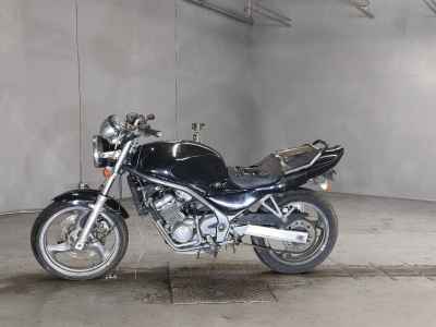 Kawasaki Balius ZR250