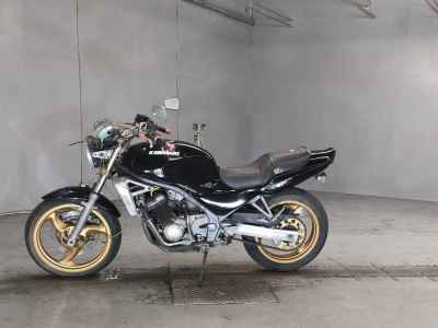 Kawasaki Balius ZR250