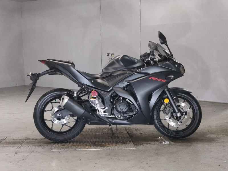 Yamaha YZF-R25 2017