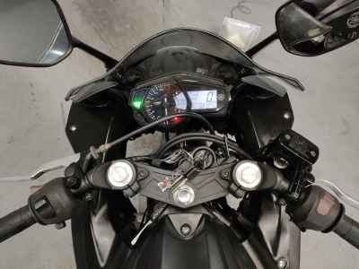 Yamaha YZF-R25 2017