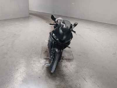 Yamaha YZF-R25 2019