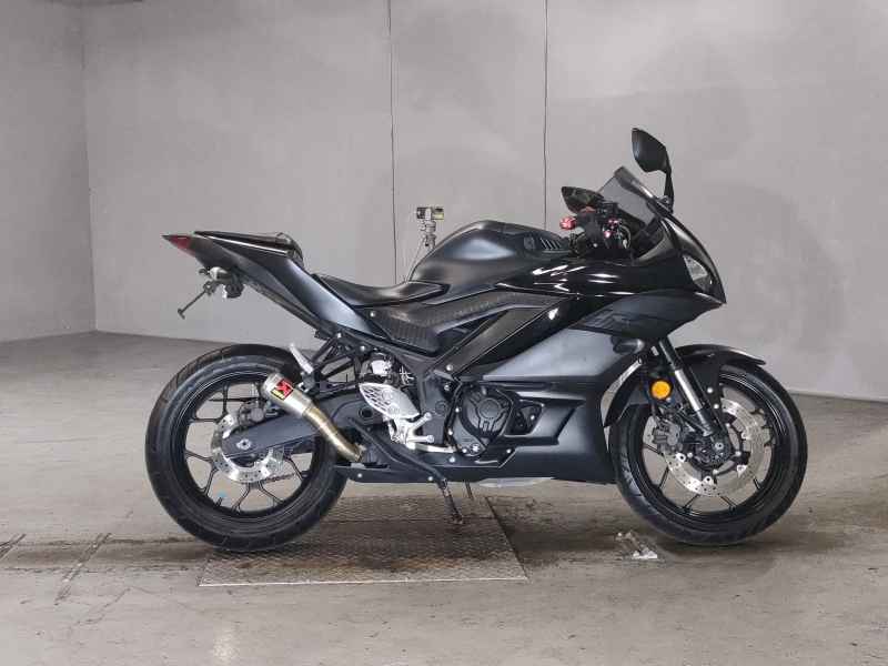 Yamaha YZF-R25 2021