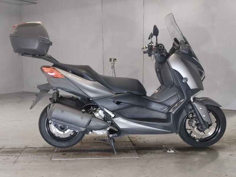 Yamaha XMAX 250