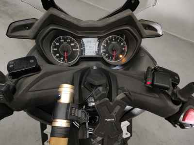 Yamaha XMAX 250