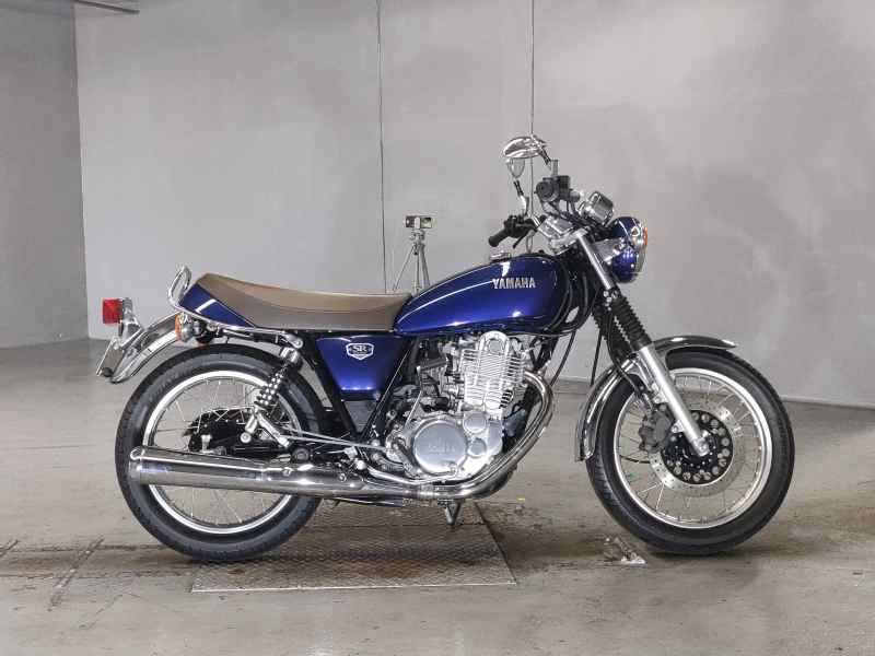 Yamaha SR400 2021