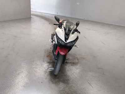 Yamaha YZF-R25