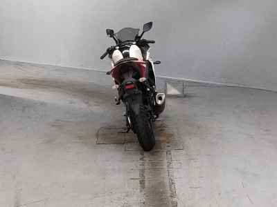 Yamaha YZF-R25