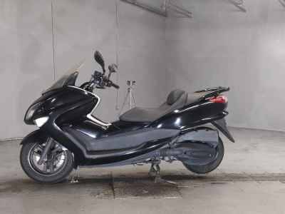Yamaha Majesty 250
