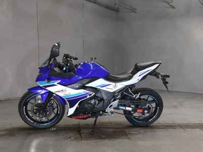 Suzuki GSX250R