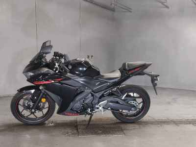 Yamaha YZF-R25