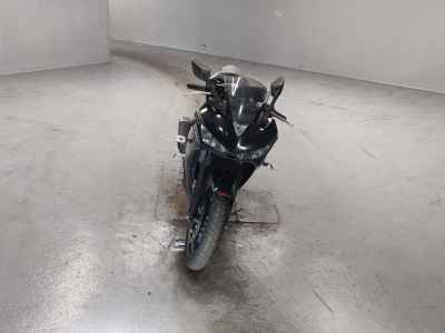 Yamaha YZF-R25