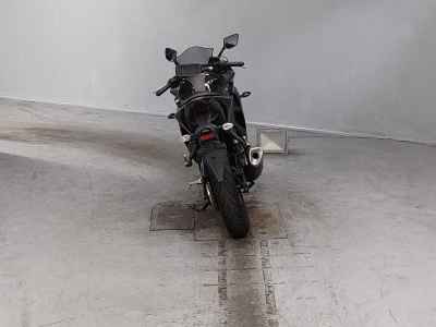Yamaha YZF-R25