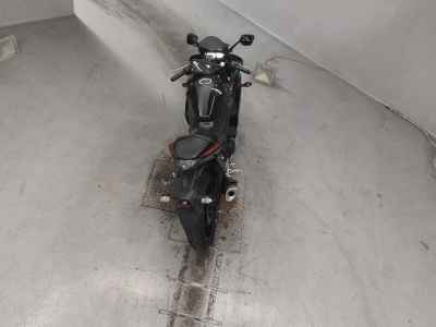 Yamaha YZF-R25