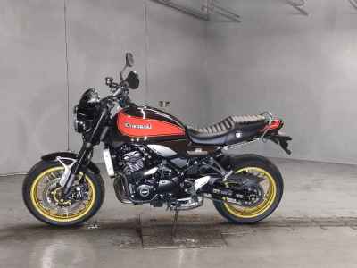 Kawasaki Z900RS 2022