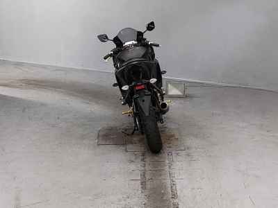 Yamaha YZF-R25