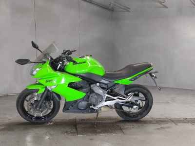 Kawasaki Ninja 400R 2010