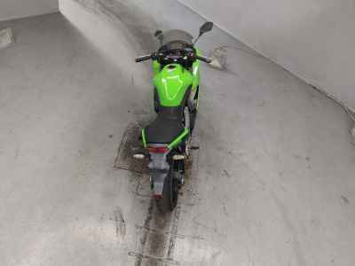 Kawasaki Ninja 400R 2010