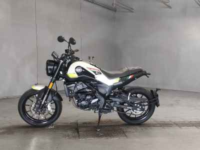 Benelli Leoncino 250 2022