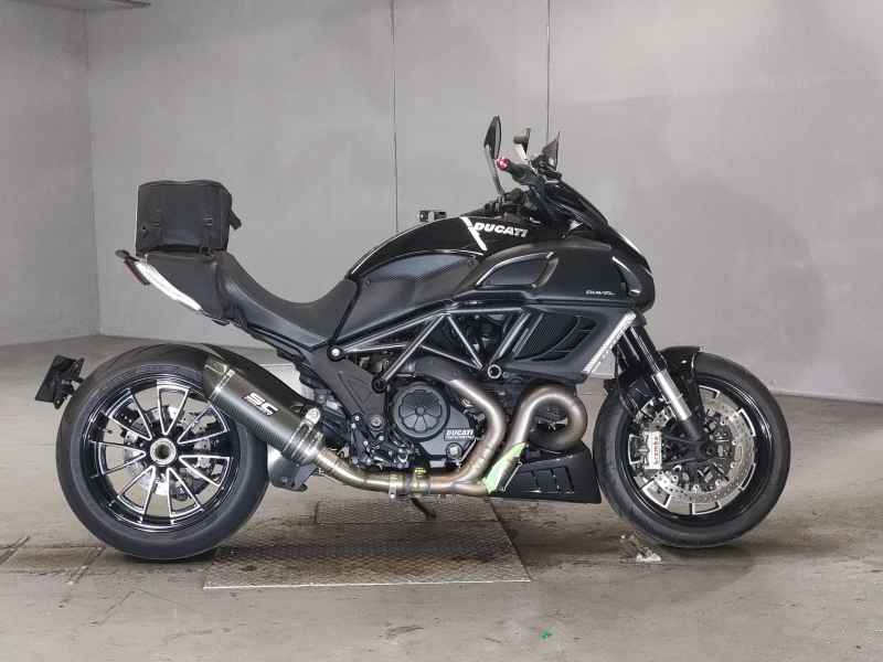 Ducati Diavel 2013