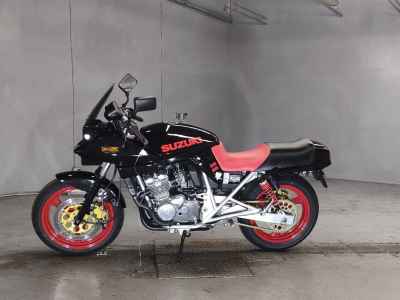 Suzuki GSX250S Katana