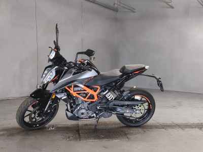 KTM 390 Duke 2023