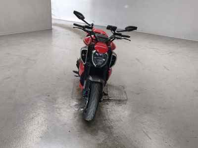 Ducati Diavel V4 2023